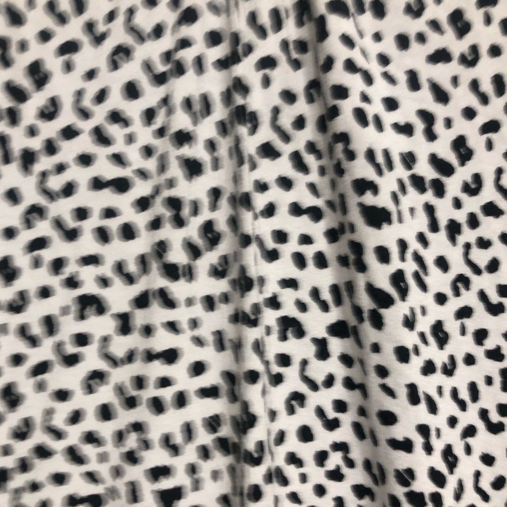 Micro-leopard print chemise. - Picture 5 of 5